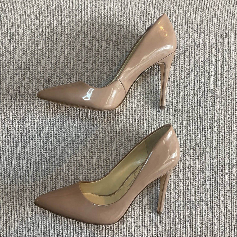 Jessica Simpson heels